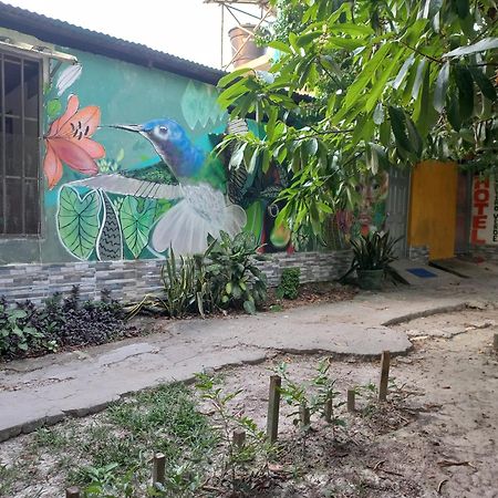 Aparta-Refugio El Retiro Verde Leticia Exteriör bild